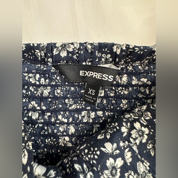 Express Womens Spaghetti Strap Ruffled Navy Blue White Floral Tank Top Size XS - Picture 5 of 10